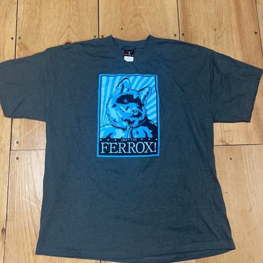 HANES BEEFY  VINTAGE Gray 'Obey the Ferrox' Video Game Graphic TEE  XL 46- 48